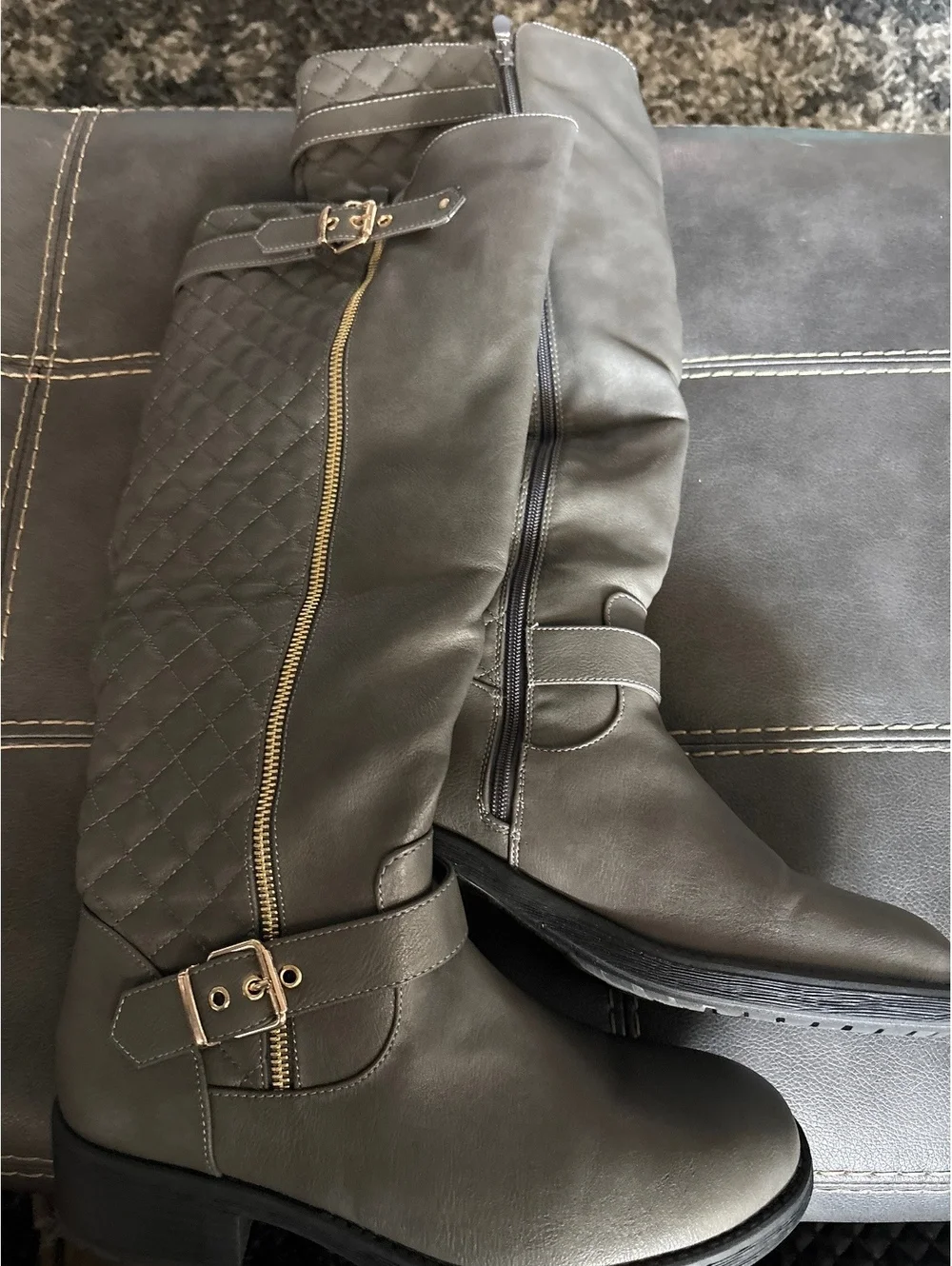 Women’s boots size 10 grey